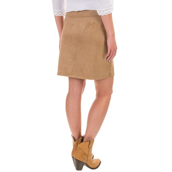 Button up Faux Suede Skirt with pockets - Picture 2 of 2